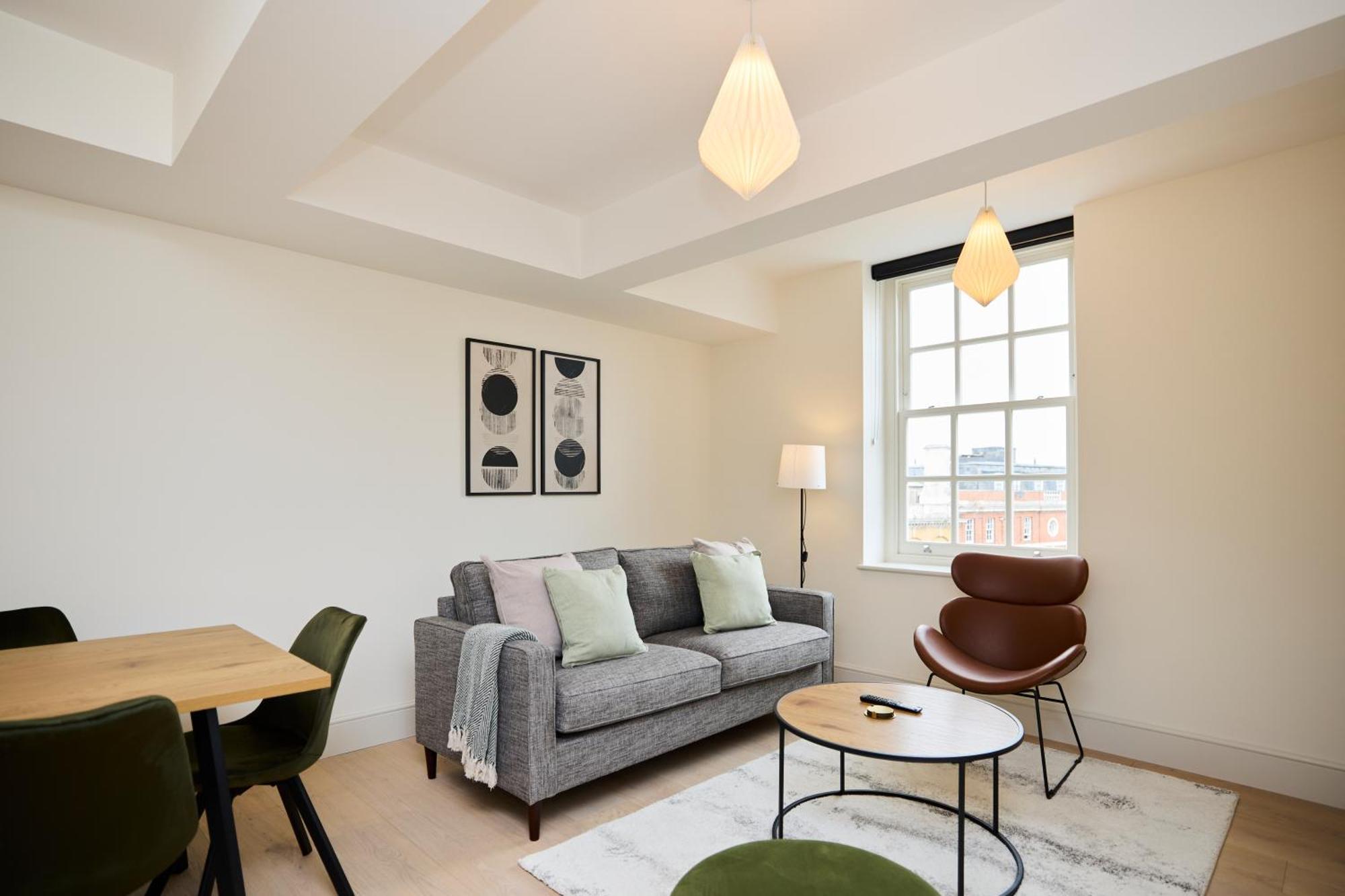 The East Mile Hideout - Trendy 3bdr Flat With Balcony Appartement *